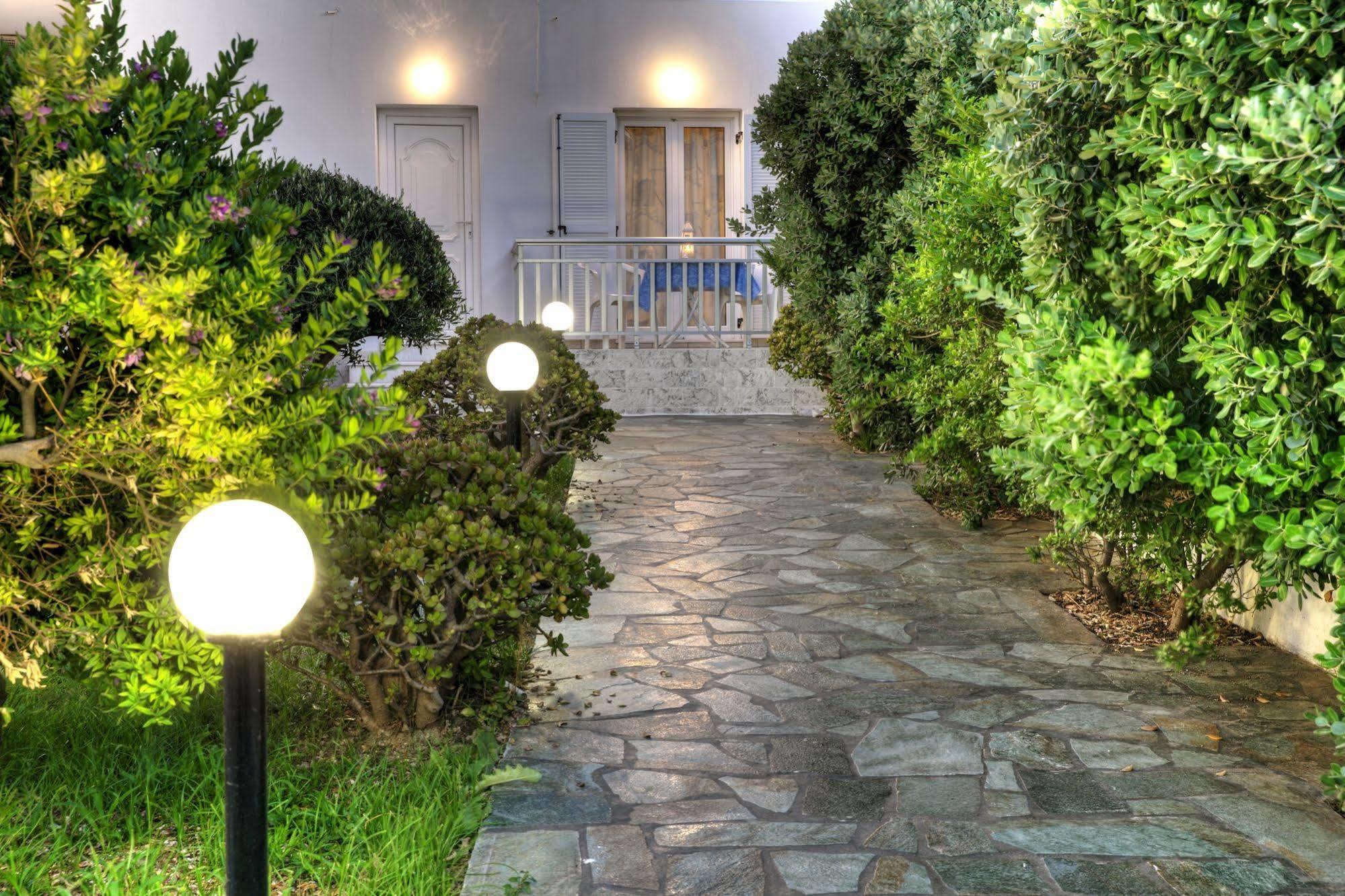 John'S Rooms & Studios Páros Dış mekan fotoğraf